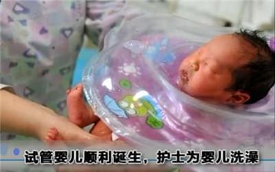 专家肖像
